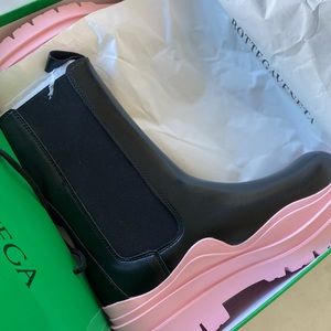 BOTTEGA VENETA BOOTS